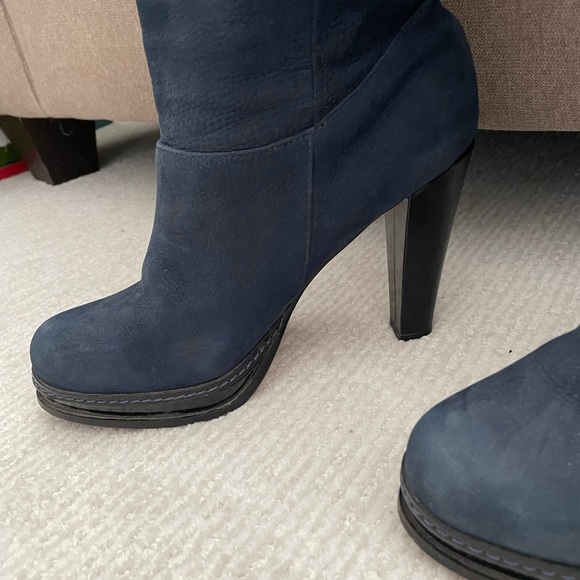 Knee high blue nubuck high heel boot.  Cole Haan. Size 8 - Picture 6 of 11